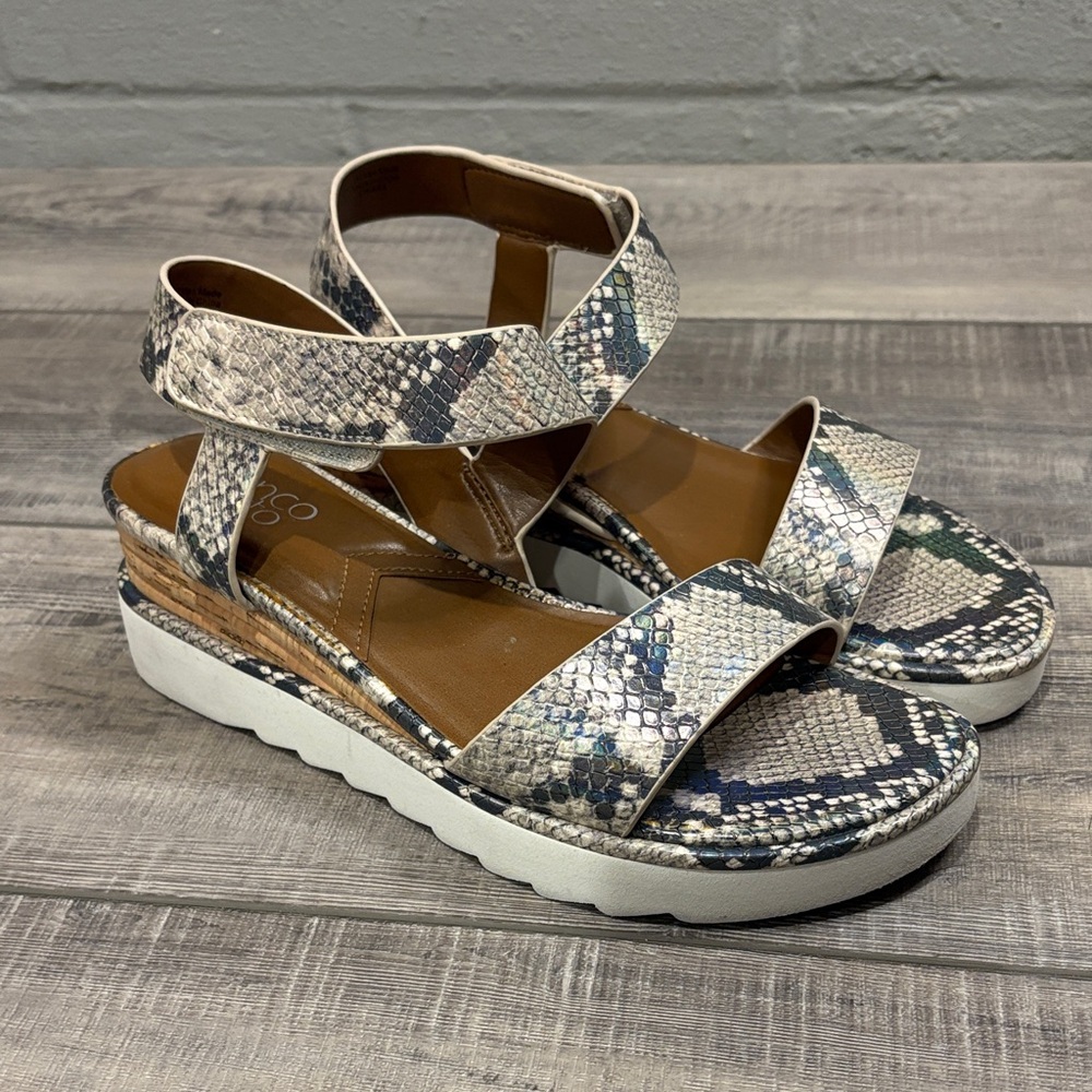 Franco Sarto Chic Iridescent Snake Print Wedge Sandals EUC 8